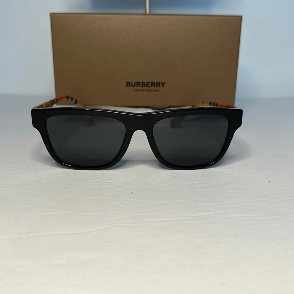 Burberry BE4293 380687 Sunglasses Men's Top Black-Vintage Check/Grey 56-17-145